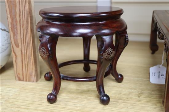 A Chinese cabriole leg wood stand and a rosewood and burr wood stand longest 30.5cm